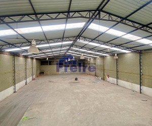 Galp�o em POLVILHO - CAJAMAR por 40.000,00